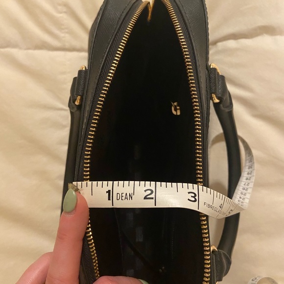 MICHAEL KORZ CLASSIC BLACK HANDBAG - Picture 13 of 13